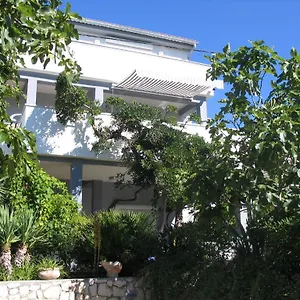 House Filomena , Banjol Croazia