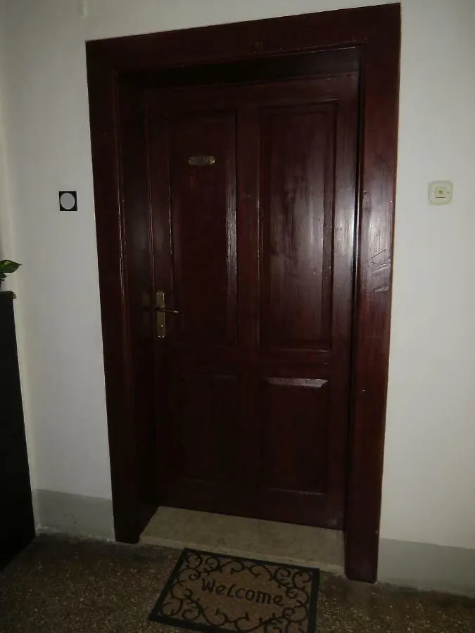 Apartment Stoja プーラ