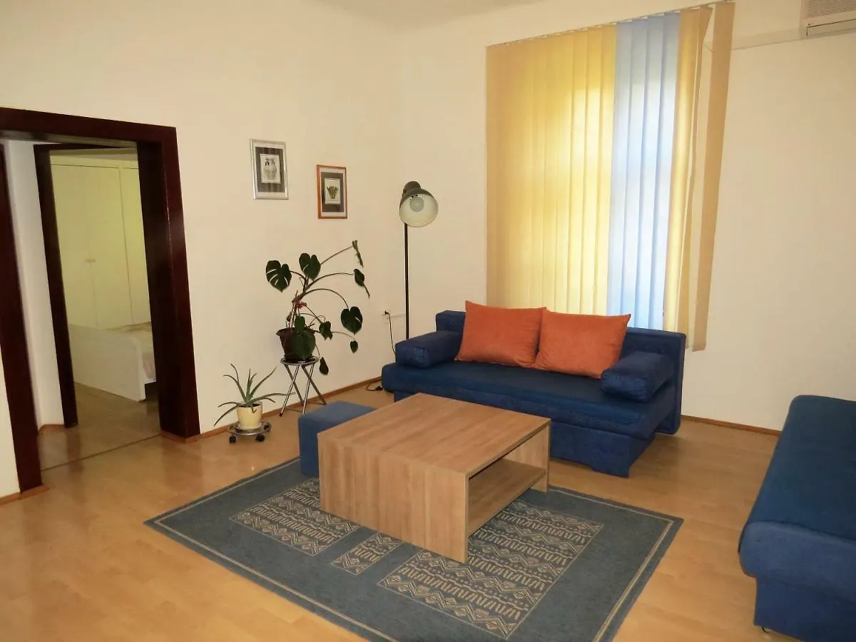 Apartment Stoja プーラ